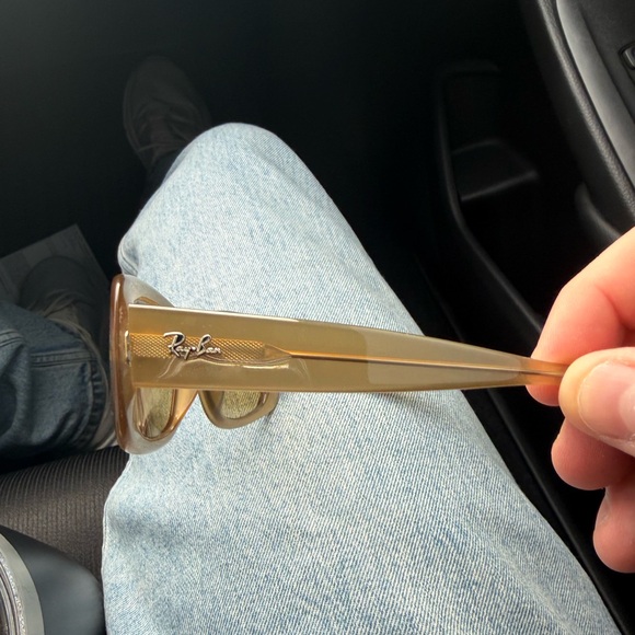 Ray-Ban Tan Sunglasses - Picture 2 of 3